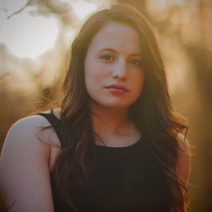 Meet your Posher, Gina